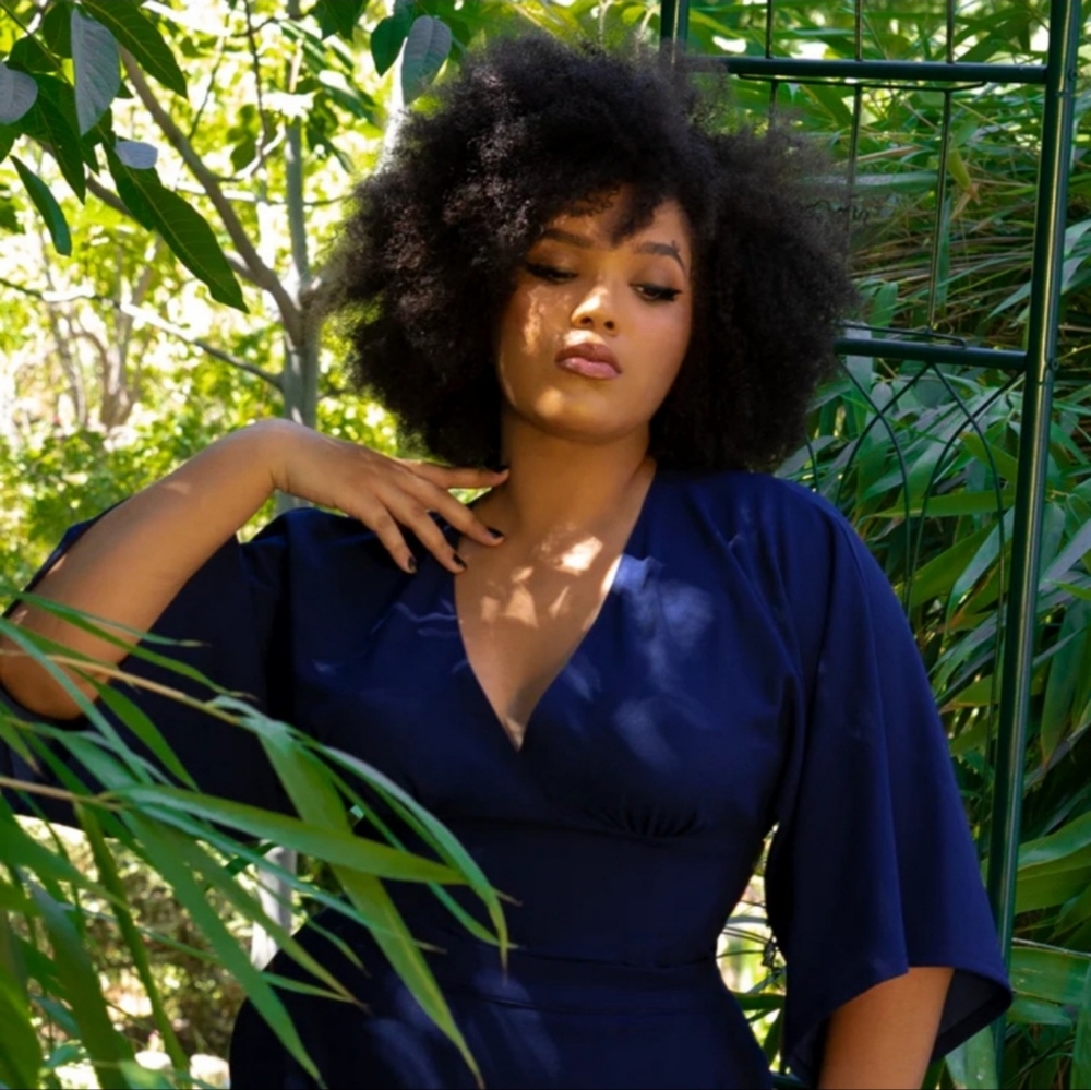 La Femme En Noir - Bauhaus Top in Navy, Size 2X EUC